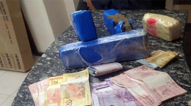 Casal é detido ao tentar transportar drogas de Aperibé para Pádua
