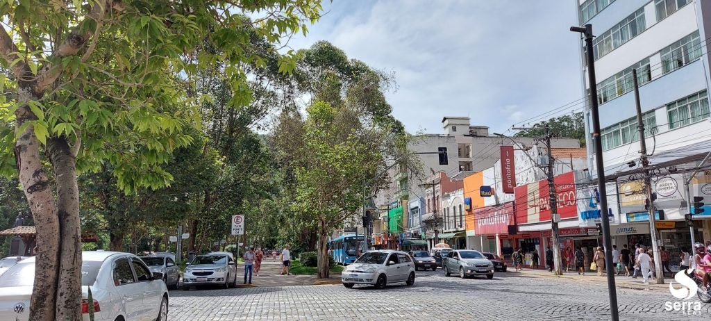 Nova Friburgo ultrapassa 400 mortes por Covid-19 em Bandeira Roxa