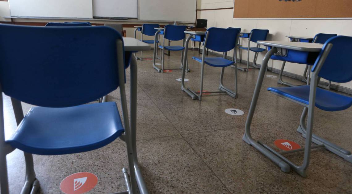 Aulas presenciais retornam em algumas escolas municipais de Nova Friburgo