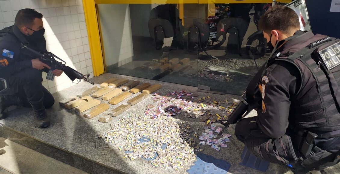 Padre e mais dois são presos com grande quantidade de drogas em Nova Friburgo