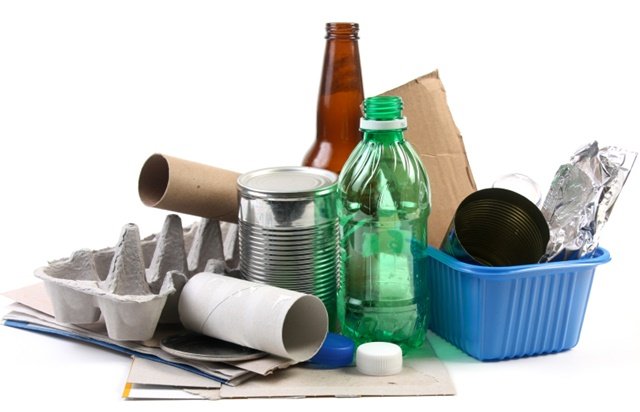Ecoenel: troca de materiais recicláveis gera descontos na conta de luz