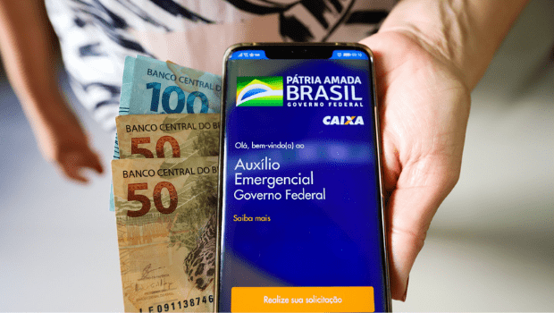 Governo vai estender auxílio emergencial por 2 meses e prepara novo pacote social