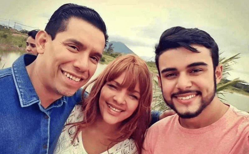 Flordelis confirma namoro com produtor de Macaé 35 anos mais jovem