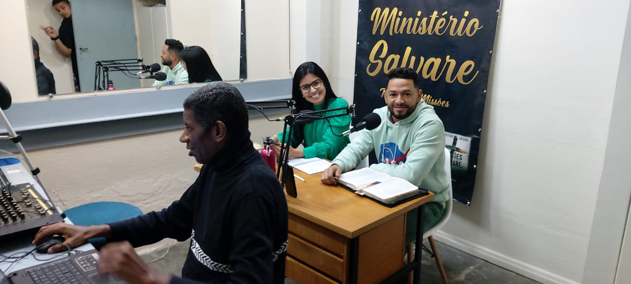 Ministério Salvare inaugura espaço de projeto missionário em Cantagalo 1 Rádio do Ministério Salvare - Cantagalo