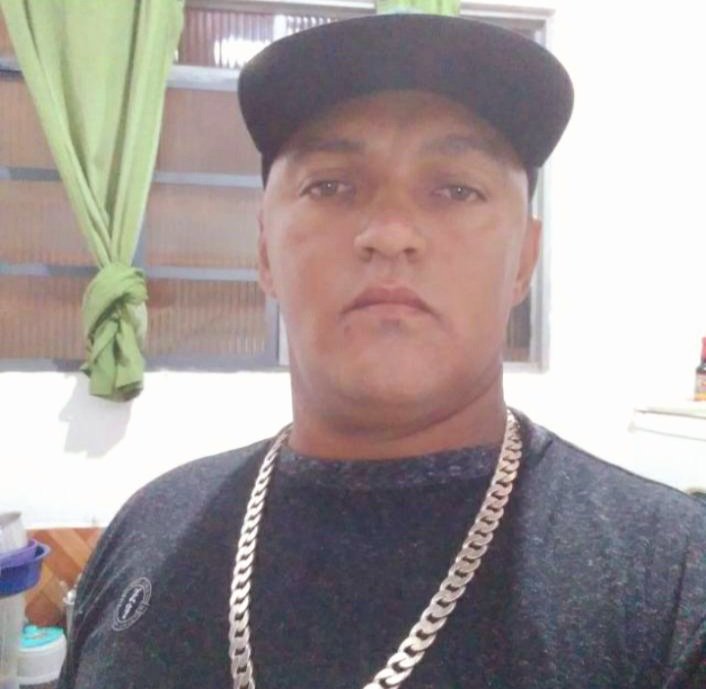 Homem é assassinado a tiros no centro de Euclidelândia, em Cantagalo