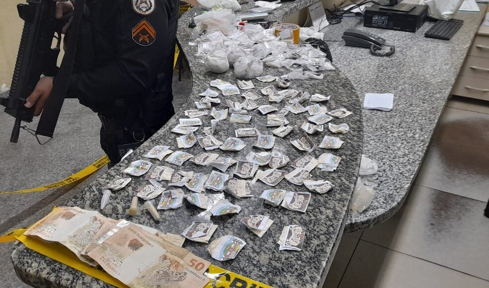 Homem é preso e drogas são apreendidas em Bom Jardim