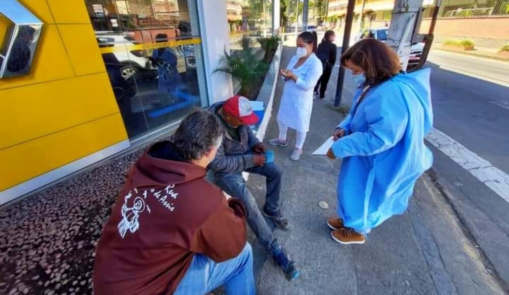 Teresópolis vacina pessoas em situação de rua contra a Covid-19