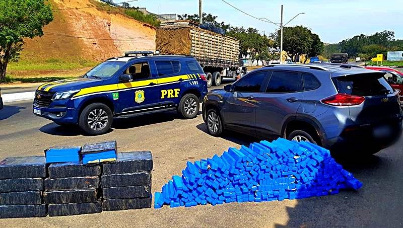 PRF apreende 620 Kg de maconha; carga iria abastecer o tráfico no interior do RJ
