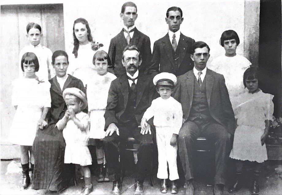 A Fazenda São Clemente e o pomar-parque de Auguste Glaziou 6 Cel João Henrique Monnerat e família. Acervo Marcello Monnerat