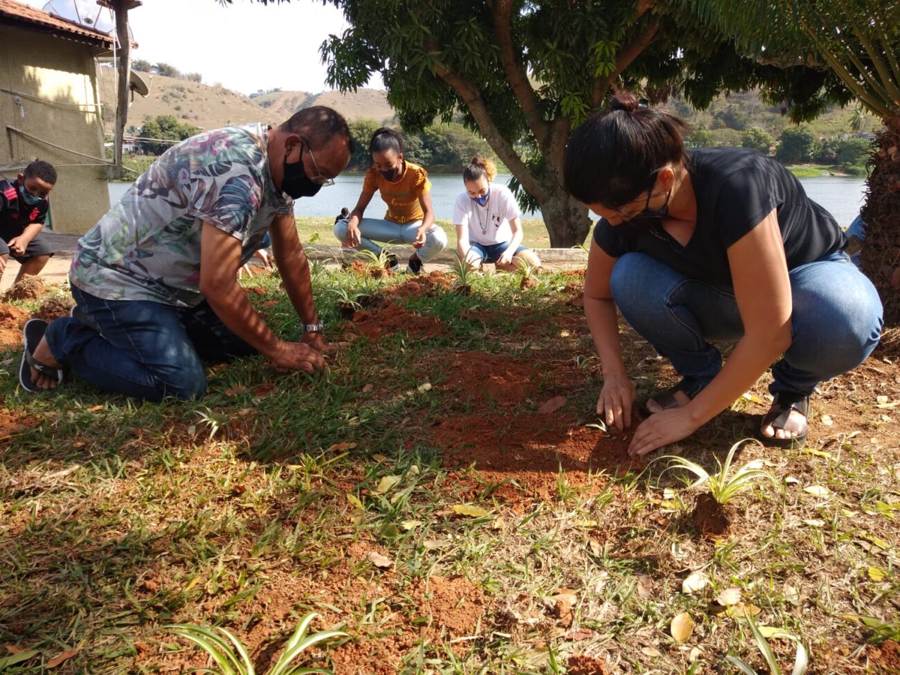 Projeto Itaocara + Verde recria mata ciliar em Portela com a ajuda da comunidade 1 Projeto Itaocara + Verde recria mata ciliar em Portela com a ajuda da comunidade