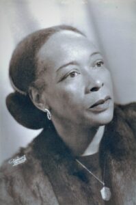 O Beco da Sofia e as moças-damas de Nova Friburgo 1 Sofia de Carvalho Villaça. Acervo Wilma Villaça