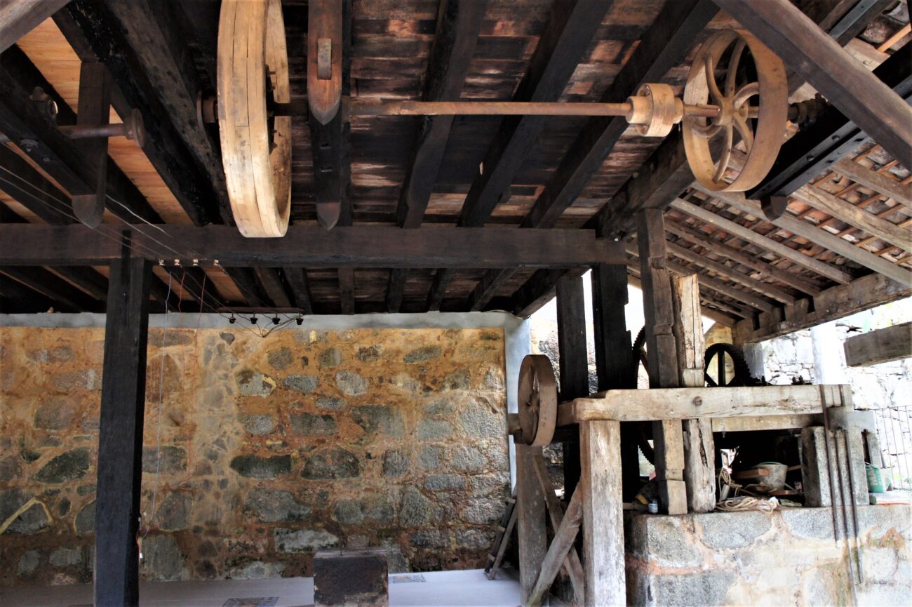 Fazenda Sant'Anna: dos barões de Cantagalo ao clã Monnerat 5 Engenho do Centro de Memória da Fazenda Sant’Anna. Acervo pessoal.