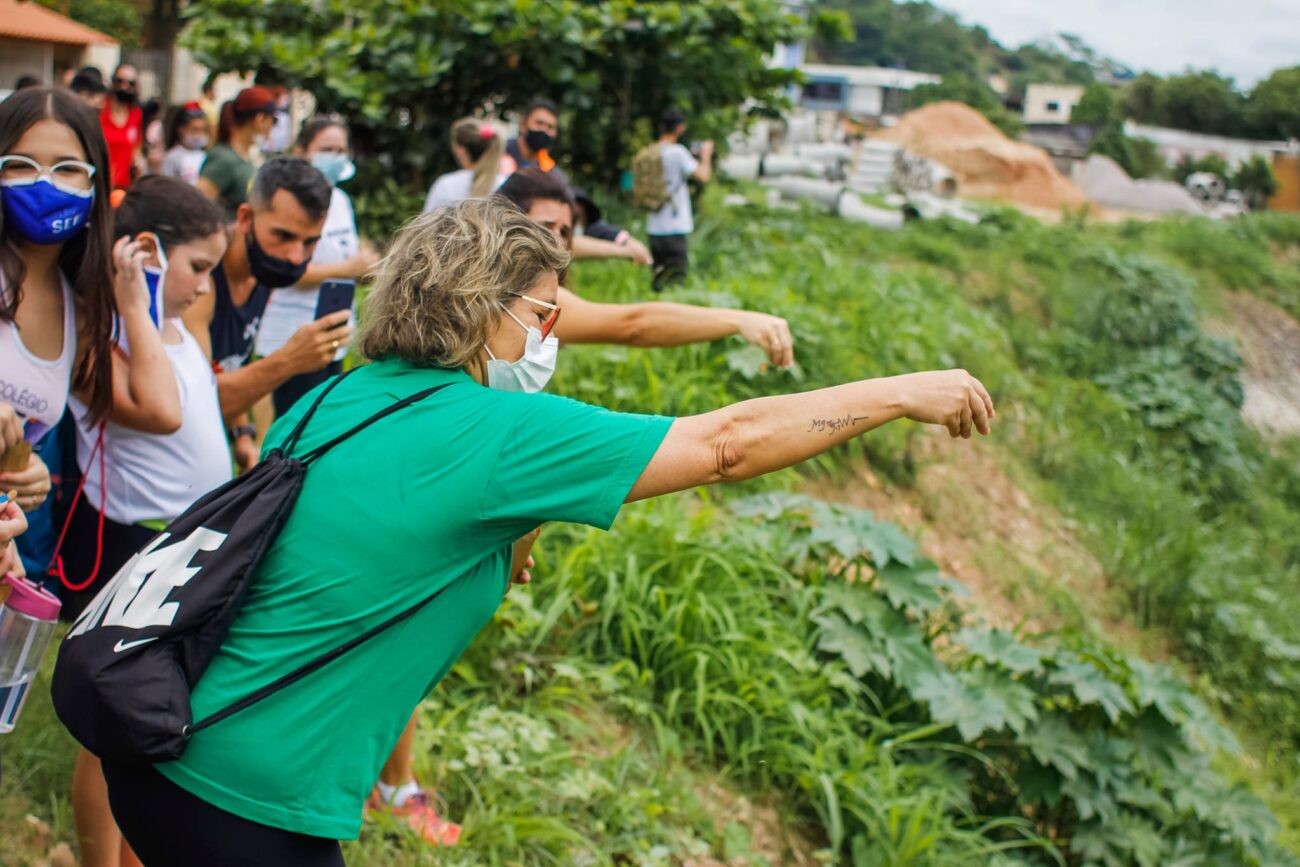 Caminhada das Sementes em Itaocara promove a conscientização ambiental 4 Semenstes distribuidas e espalhadas em Itaocara