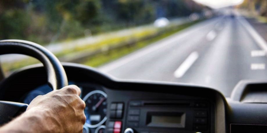 Motoristas sem exame toxicológico já podem ser multados