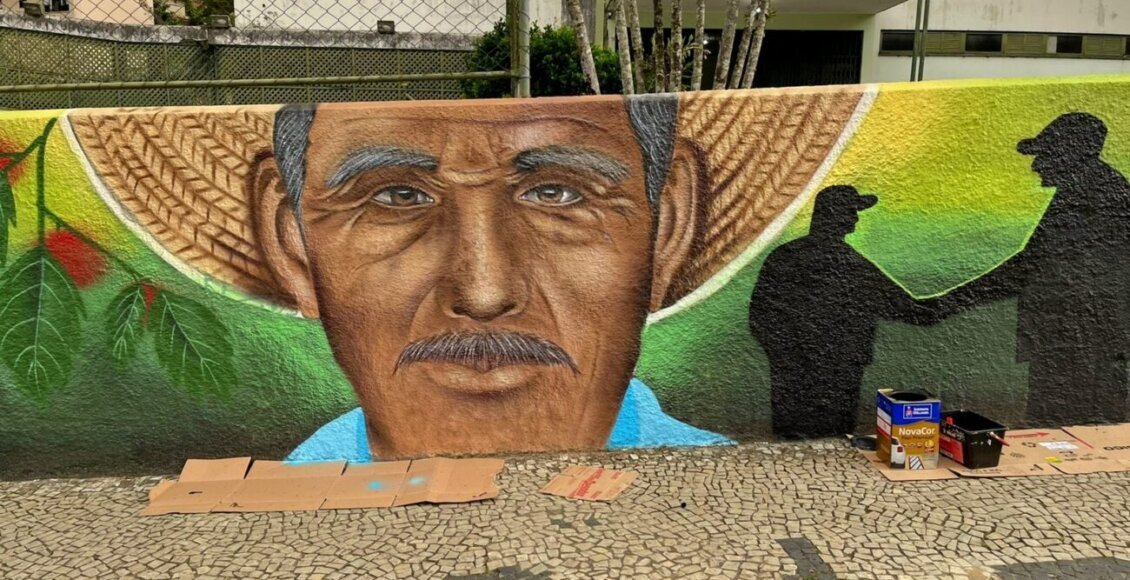 Artista macaense dá vida a muro de escola em Trajano de Moraes