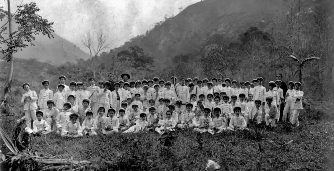 Divisão dos pequenos. Acervo Colégio Anchieta