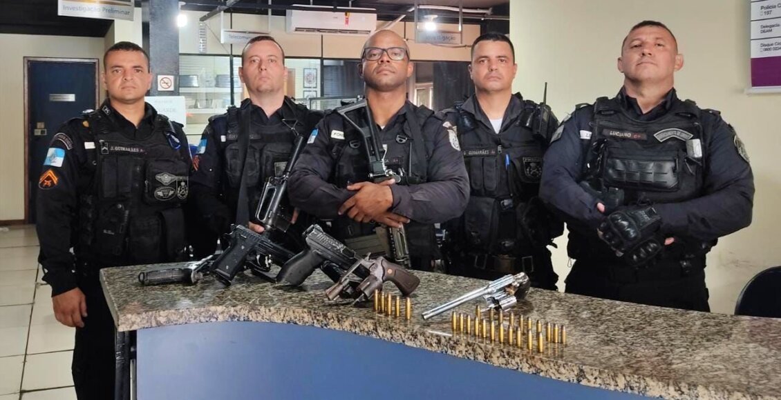 PM prende em Itaocara dois acusados de roubo de moto em Aperibé
