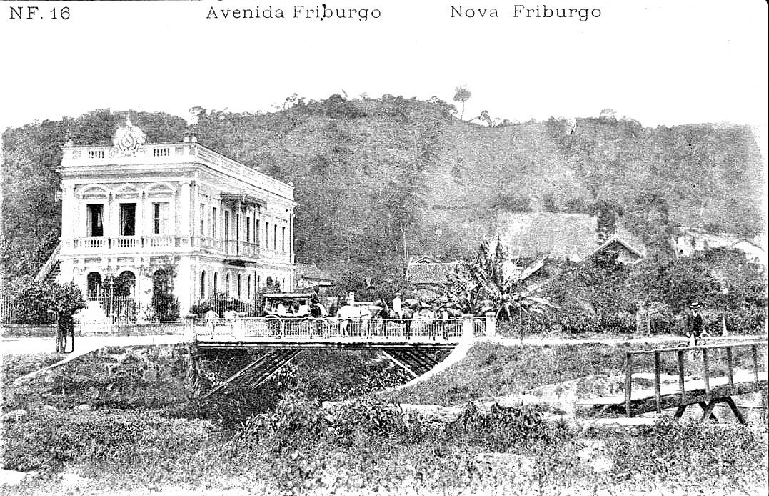 Imigração Italiana na Serra Fluminense 11 Palacete onde funcionava a Casa de Itália. Imagem internet