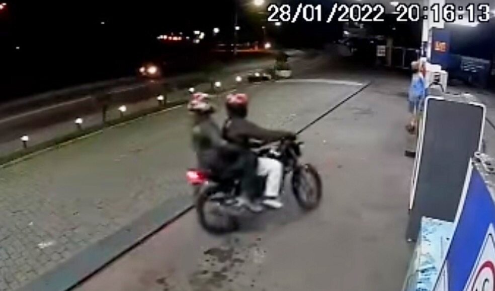 Dupla é presa por cometer assaltos em Nova Friburgo