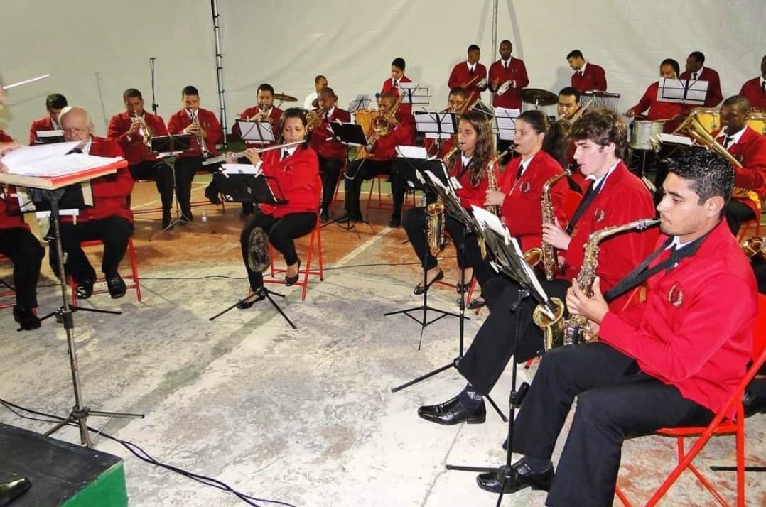 Sociedade Musical Euterpe Madalenense: 125 anos de história 1 Sociedade Musical Euterpe Madalenense: 125 anos de história