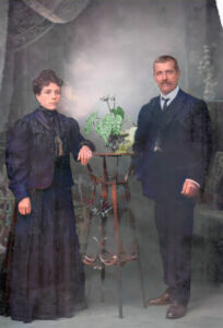 Francisco Vidal Gómez, o construtor do Colégio Anchieta 7 Francisco Vidal Gómez e Avelina. Acervo colégio Anchieta