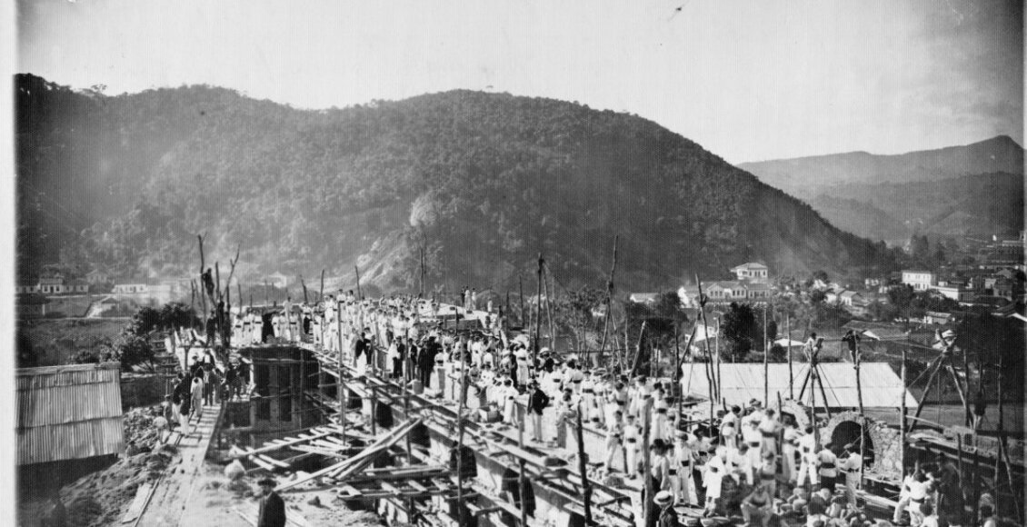 Primeiro ano da construção, ano de 1902. Acervo colégio Anchieta.