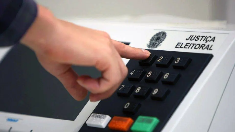 RJ: Mais de 700 mil eleitores estão com o título cancelado no estado