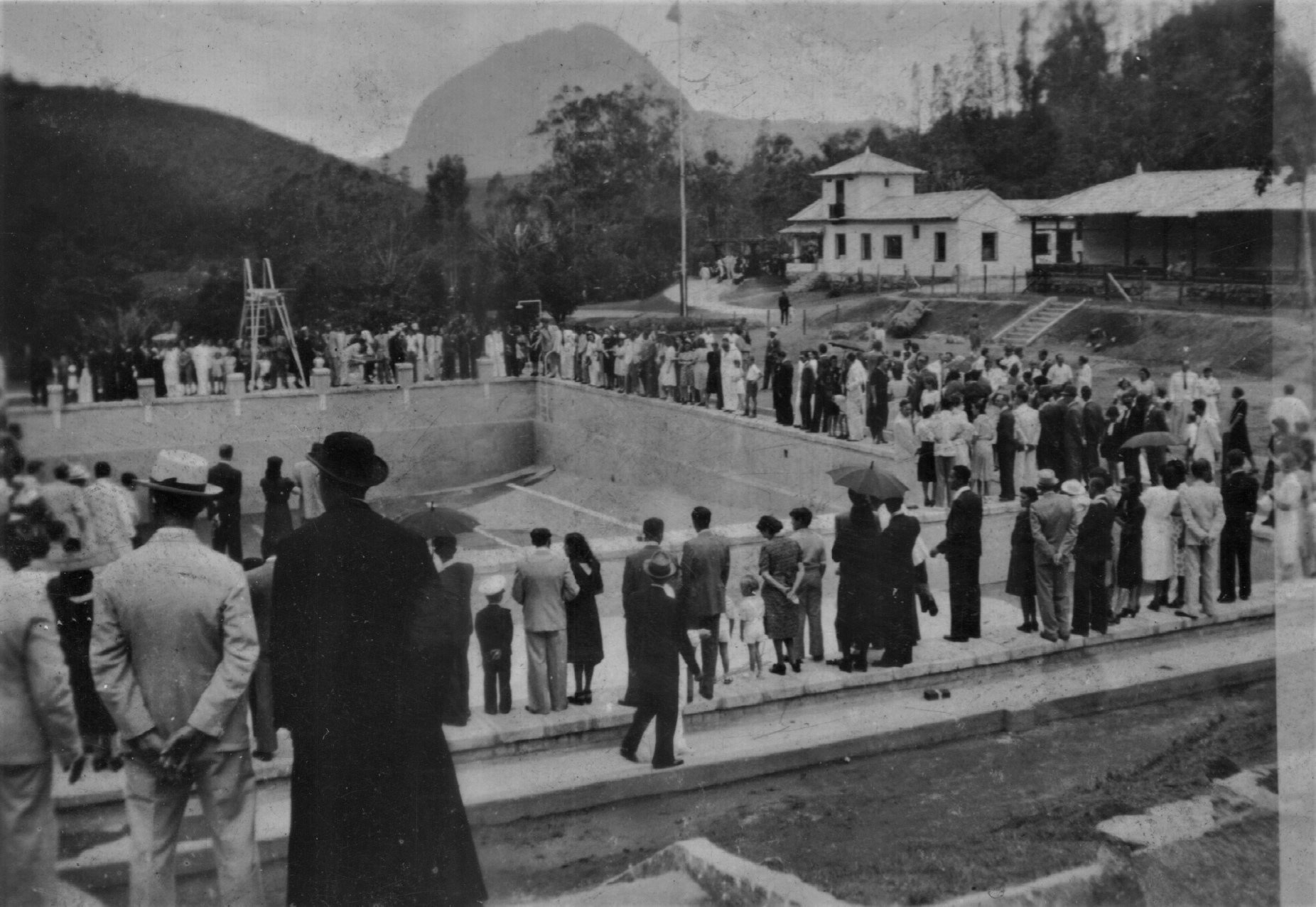 Fábrica de Filó: a escola da moda íntima em Nova Friburgo 4 Inauguração do Parque de Recreio Olifas. Acervo Oskar Bertram