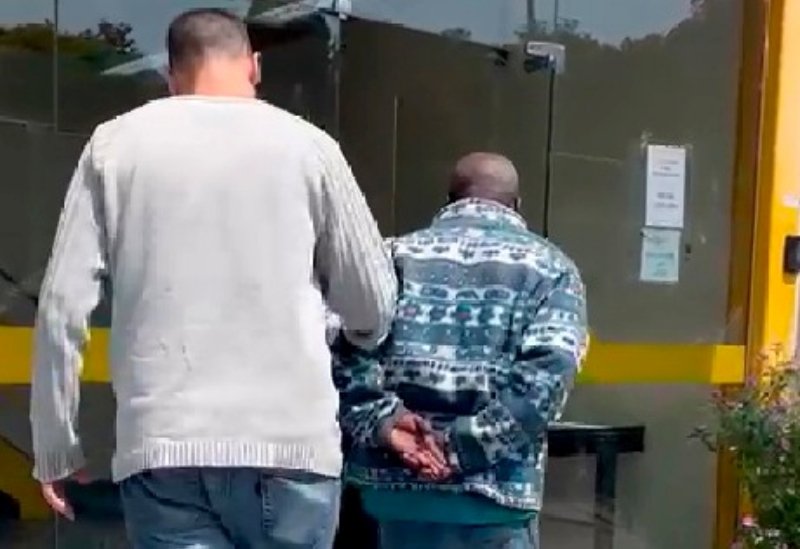 Homem é preso por estupro contra menina de cinco anos em Friburgo