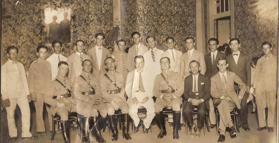 Turma que completou o curso primário no Colégio Euclides da Cunha, em 1939, no Palacete do Gavião