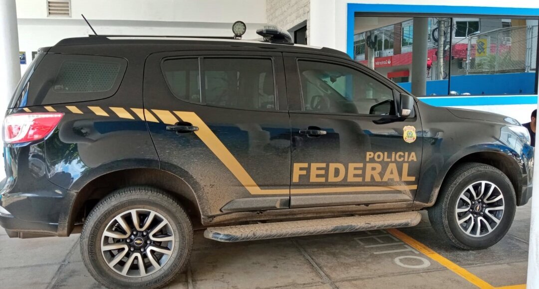 PF cumpre mandados de busca e apreensão em endereços ligados à Prefeitura de Santo Antônio de Pádua