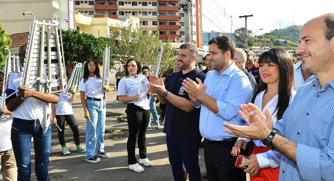 Governador em exercício lança pedra fundamental de obra em Cordeiro