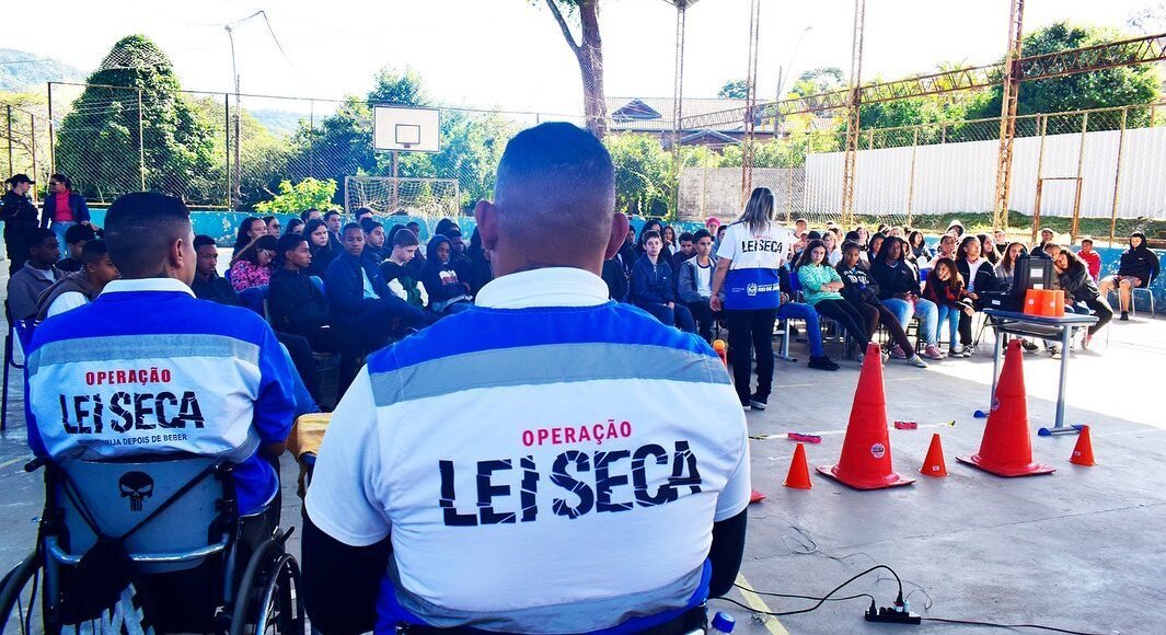 Escolas de Cordeiro recebem projeto de educação para o trânsito