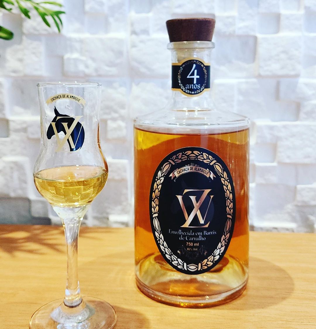 Cachaça produzida em Duas Barras conquista paladares e faz sucesso no Brasil 1 Cachaça ZW de Duas Barras