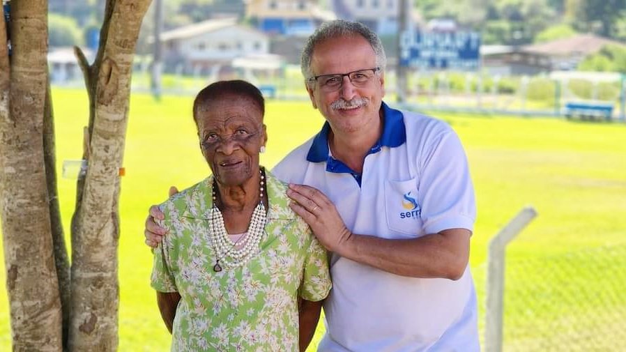 Anciã de 93 anos recebe homenagem em Trajano de Moraes