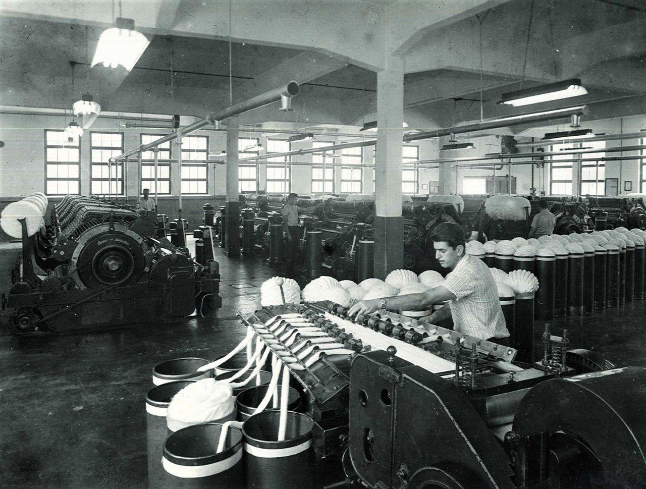 Nova Friburgo: de cidade veranista a cidade industrial 4 Em 1924 Richard Ihns deu início a importante produção de fios de algodão. Acervo família Arp.