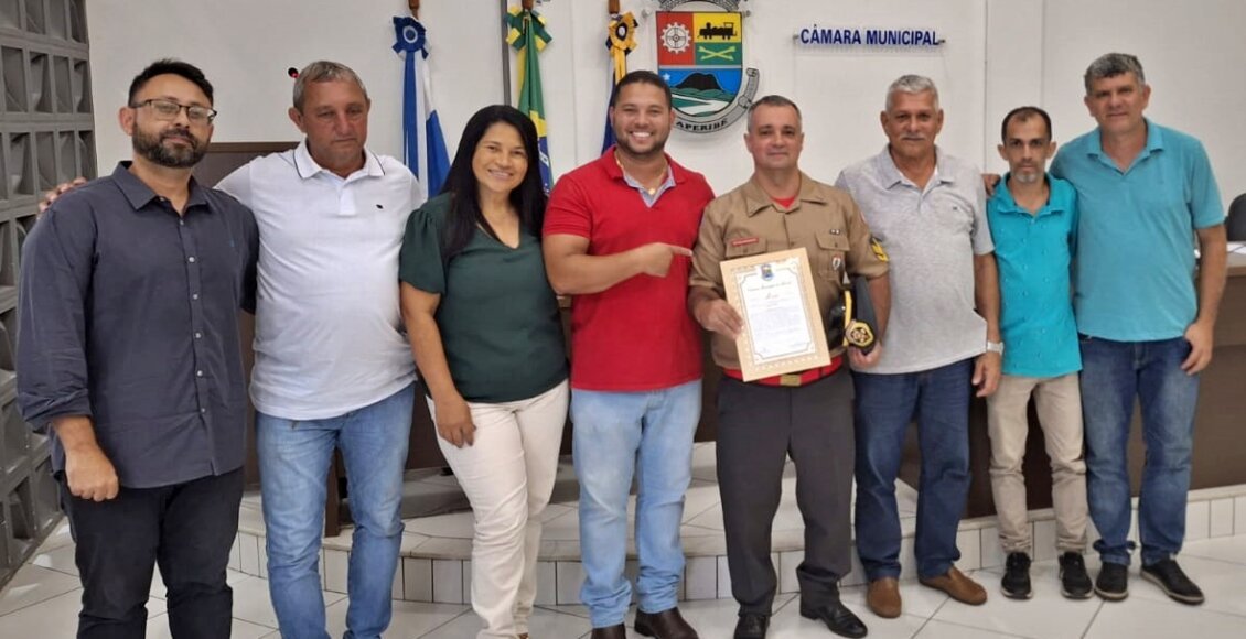 Câmara de Aperibé presta homenagem à bombeiro que salvou agente do SAMU em Cantagalo