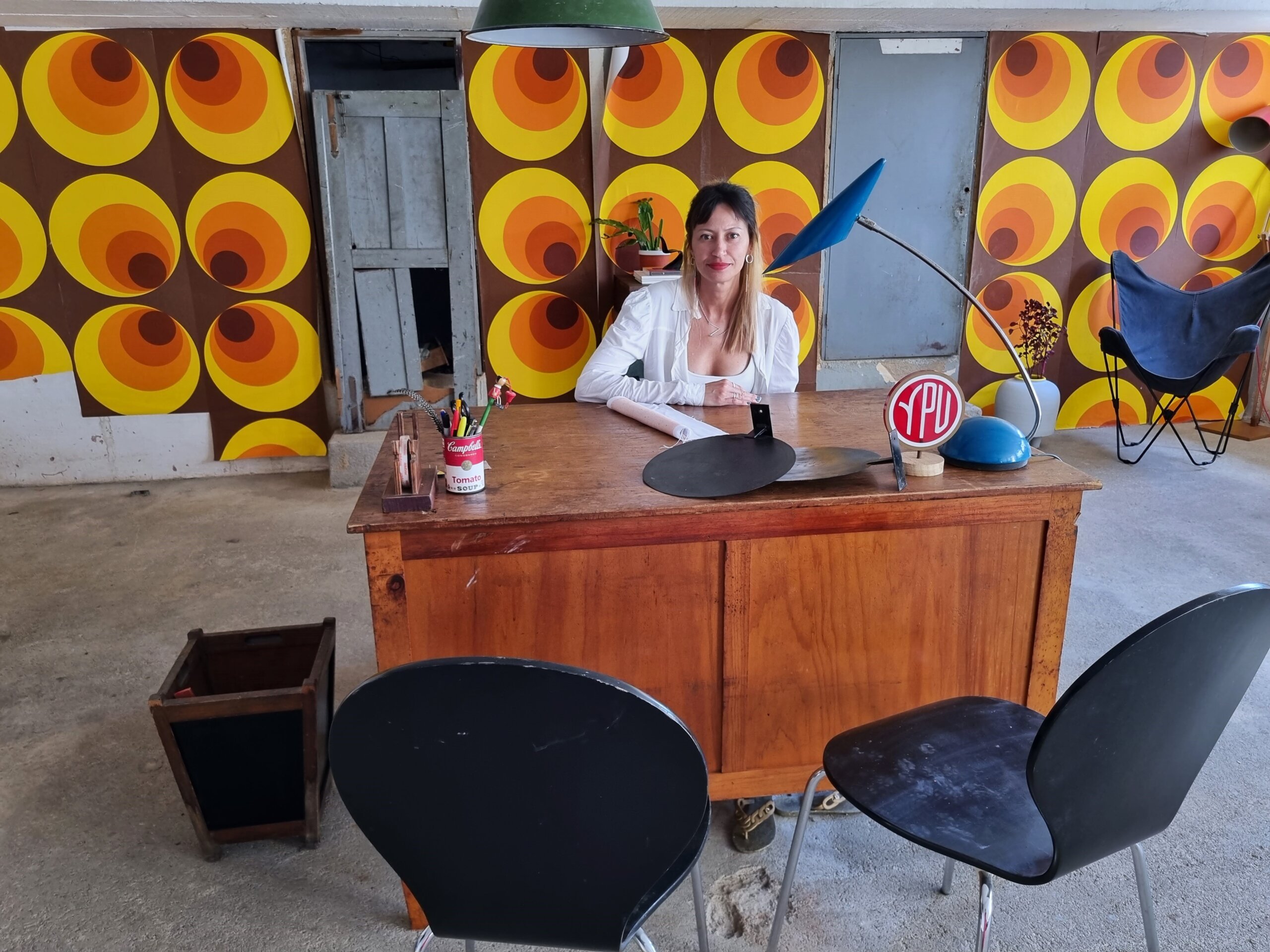 A revitalização da Fábrica Ypu: novo cartão postal de Nova Friburgo 8 A designer de interiores Natasha Gomes auxilia na administração. Acervo pessoal