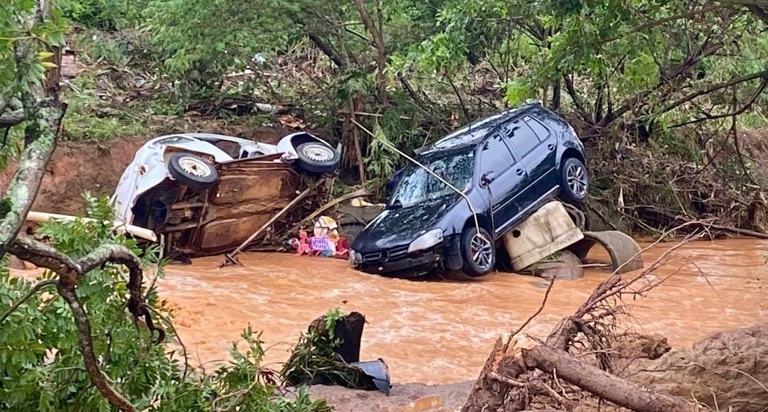 RJ tem 8 mortos e cerca de 600 desabrigados por causa das chuvas