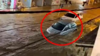 Vídeo: Enxurrada arrasta carro em distrito de Itaperuna