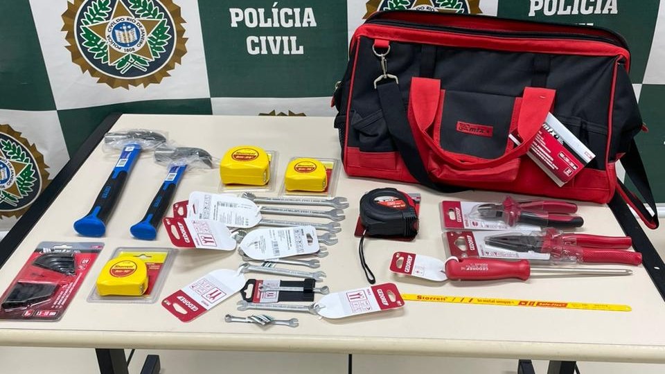 Polícia Civil prende dupla em Cantagalo por aplicar golpe do falso PIX