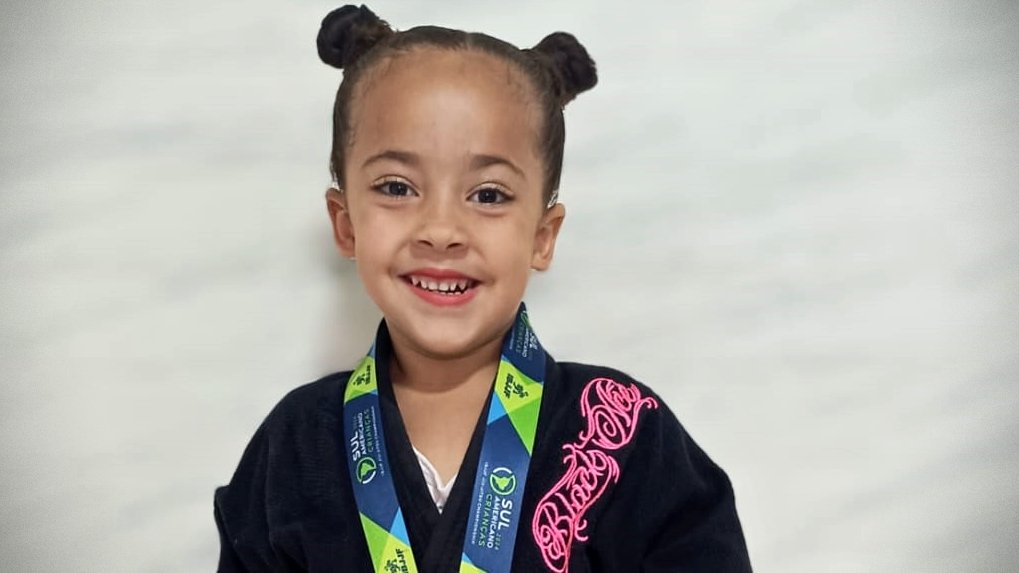 Pequena atleta de Cordeiro traz esperança para o esporte da cidade