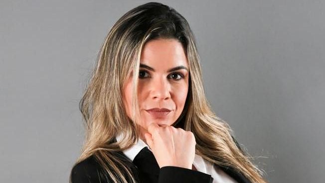 Como a prática de Yoga pode auxiliar no gerenciamento do stress e do burnout em profissionais de saúde