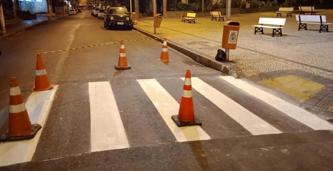 Ruas de Cantagalo recebem sinalização viária após cobrança