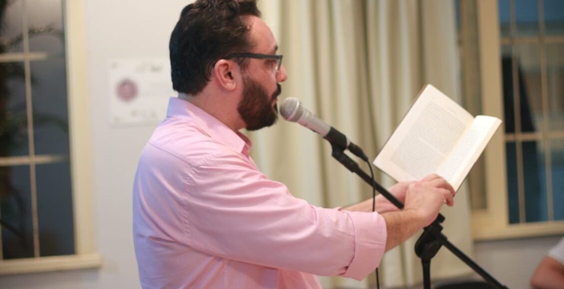 Escritor cantagalense será empossado na Academia Fluminense de Letras