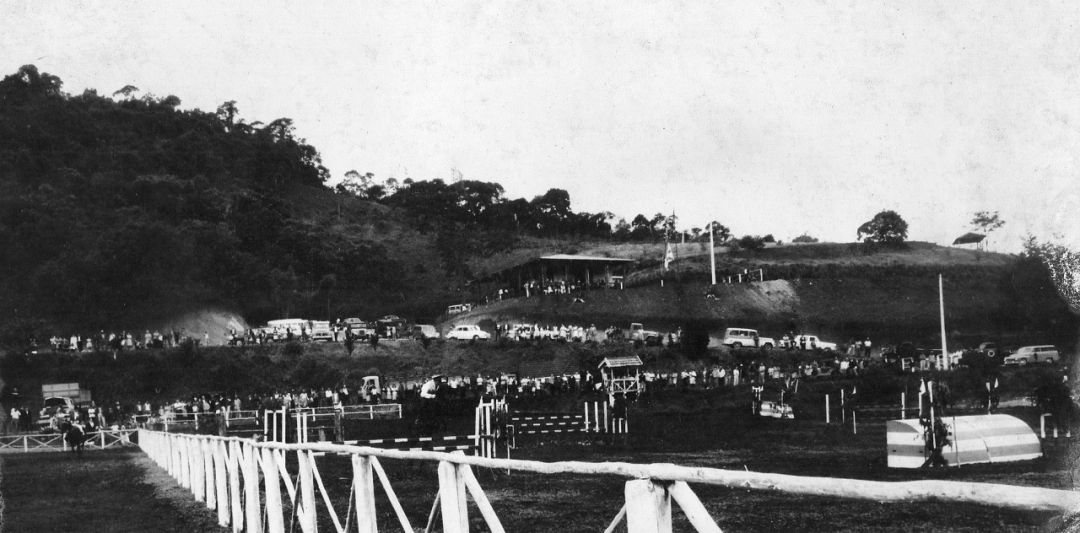 Nova Suíça Country Club: o Jockey de Nova Friburgo 7 A hipica funcionou na decada de 1960 por aproximadamente seis anos. Acervo pessoal