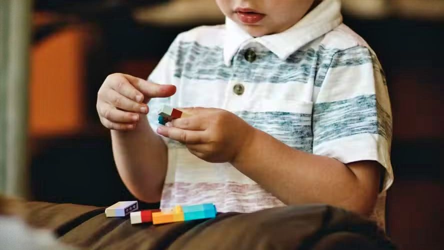 Proposta de aposentadoria especial para pais de autistas está na Câmara dos Deputados 1 noticia autismo