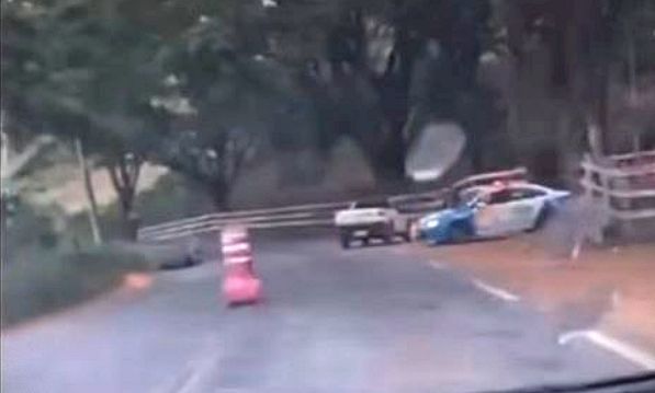 Ciclista morre e motociclista fica ferido em grave acidente na RJ-144