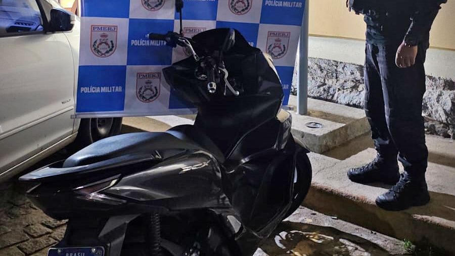 Suspeito é preso com moto roubada em Bom Jardim