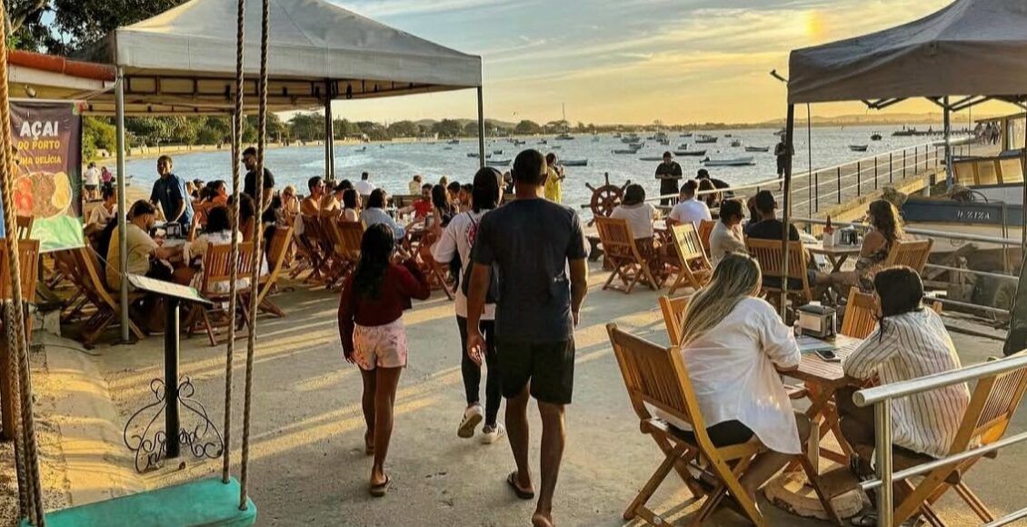 Armação dos Búzios cria taxa para visitantes e veículos durante o verão